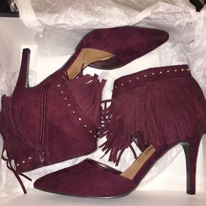 ❗️SALE❗️Worn Once! Wine color heels